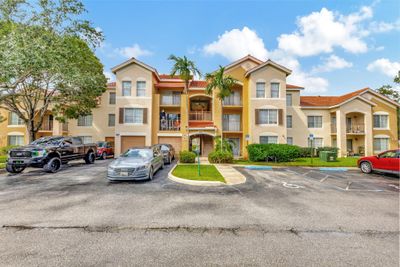 106 - 4115 San Marino Boulevard, Condo with 2 bedrooms, 1 bathrooms and null parking in West Palm Beach FL | Image 2