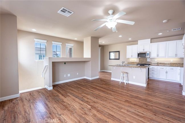 25102 Goodrich Ct, Townhouse with 2 bedrooms, 2 bathrooms and 2 parking in Stevenson Ranch CA | Image 4