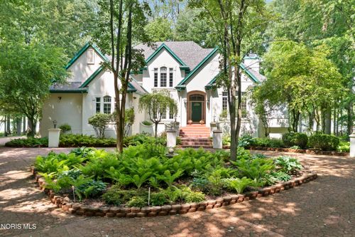 26 Tremore Way, Holland, OH, 43528-9108 | Card Image