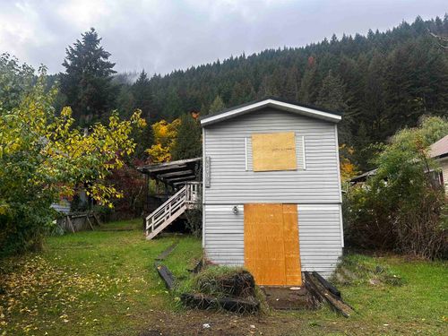 48793 Chaumox Rd, North Bend, BC, V0K1C1 | Card Image