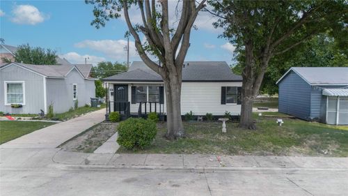 604 Ford St, Garland, TX, 75040-7345 | Card Image