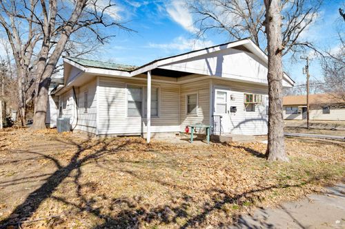 500 Bluemont Ave, Manhattan, KS, 66502-5728 | Card Image