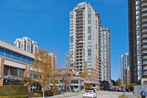 {{alt}} | Card Image