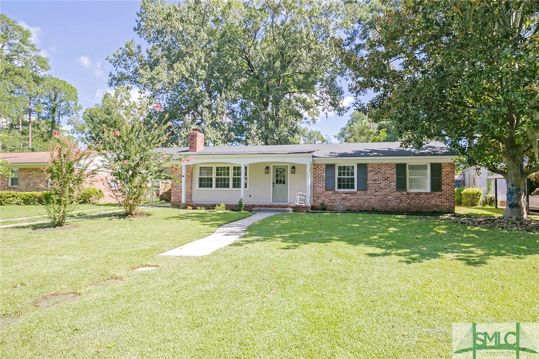 Early St, Savannah, GA 31405