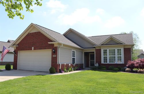 26489 Higgins Way, Flat Rock, MI, 48134-8206 | Card Image