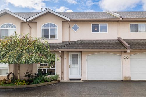 4-9486 Woodbine St, Chilliwack, BC, V2P5S4 | Card Image