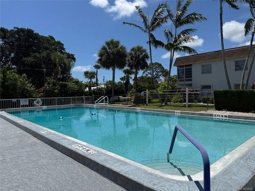 10-2-2950 Se Ocean Blvd, Stuart, FL, 34996-3542 | Card Image