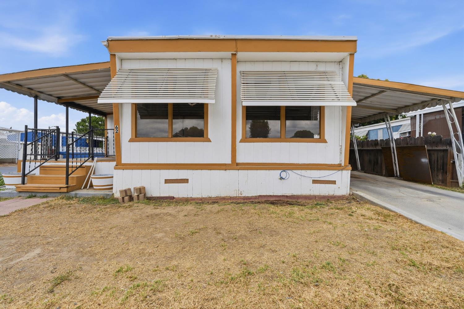 Residential in Hanford