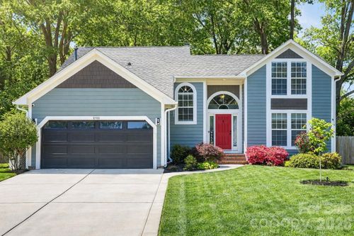8700 Heather View Ct, Charlotte, NC, 28216-1653 | Card Image