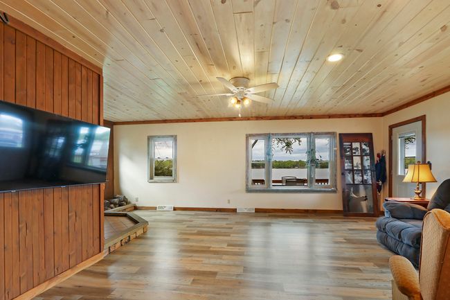 10317 195 Th Ave, House other with 3 bedrooms, 2 bathrooms and null parking in Bristol WI | Image 6