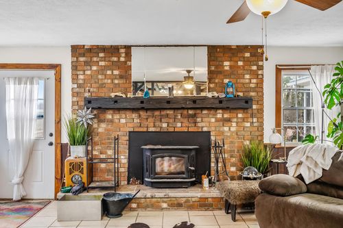 691 Prospect Mount Vernon Rd E, Waldo, OH, 43356-9166 | Card Image