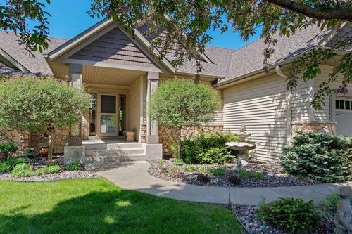 12145 Foxtail Ln S, Rogers, MN, 55374-4737 | Card Image