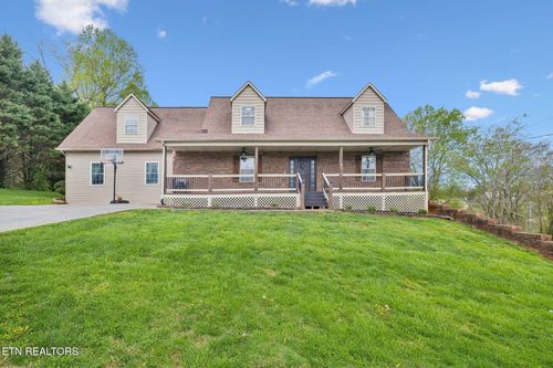 124 Ledwell Dr, Seymour, TN, 37865-6108 | Card Image