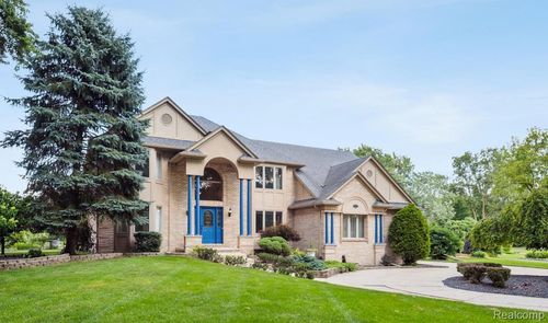 56764 Jewell Rd, Shelby Township, MI, 48315-6315 | Card Image