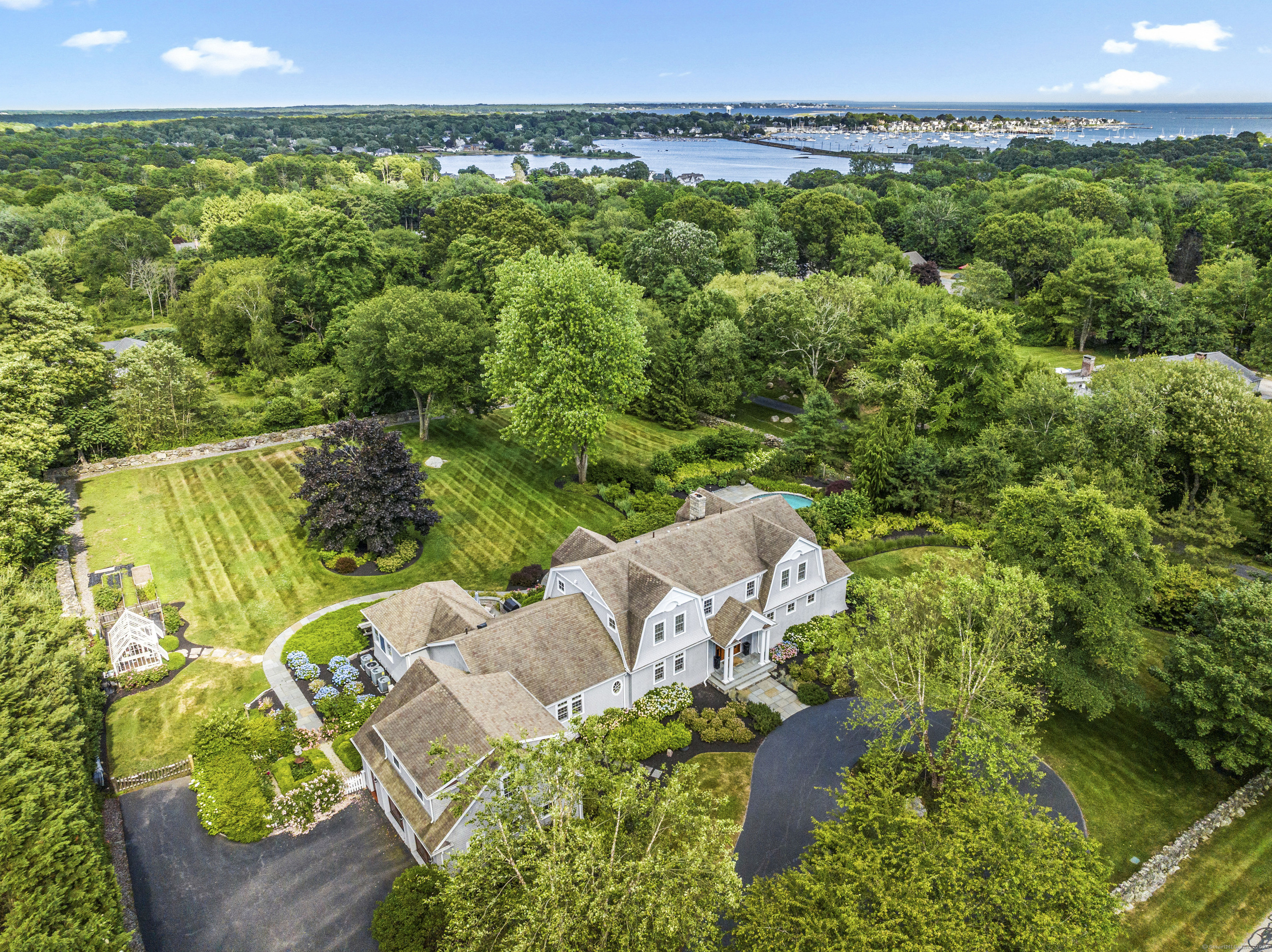 Montauk Ave, Stonington, CT 06378