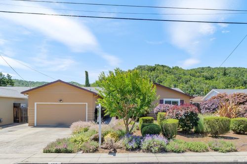 463 Calle De La Mesa, Novato, CA, 94949-5954 | Card Image
