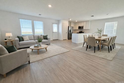 9203 Kinsel Park, Converse, TX, 78109-3846 | Card Image