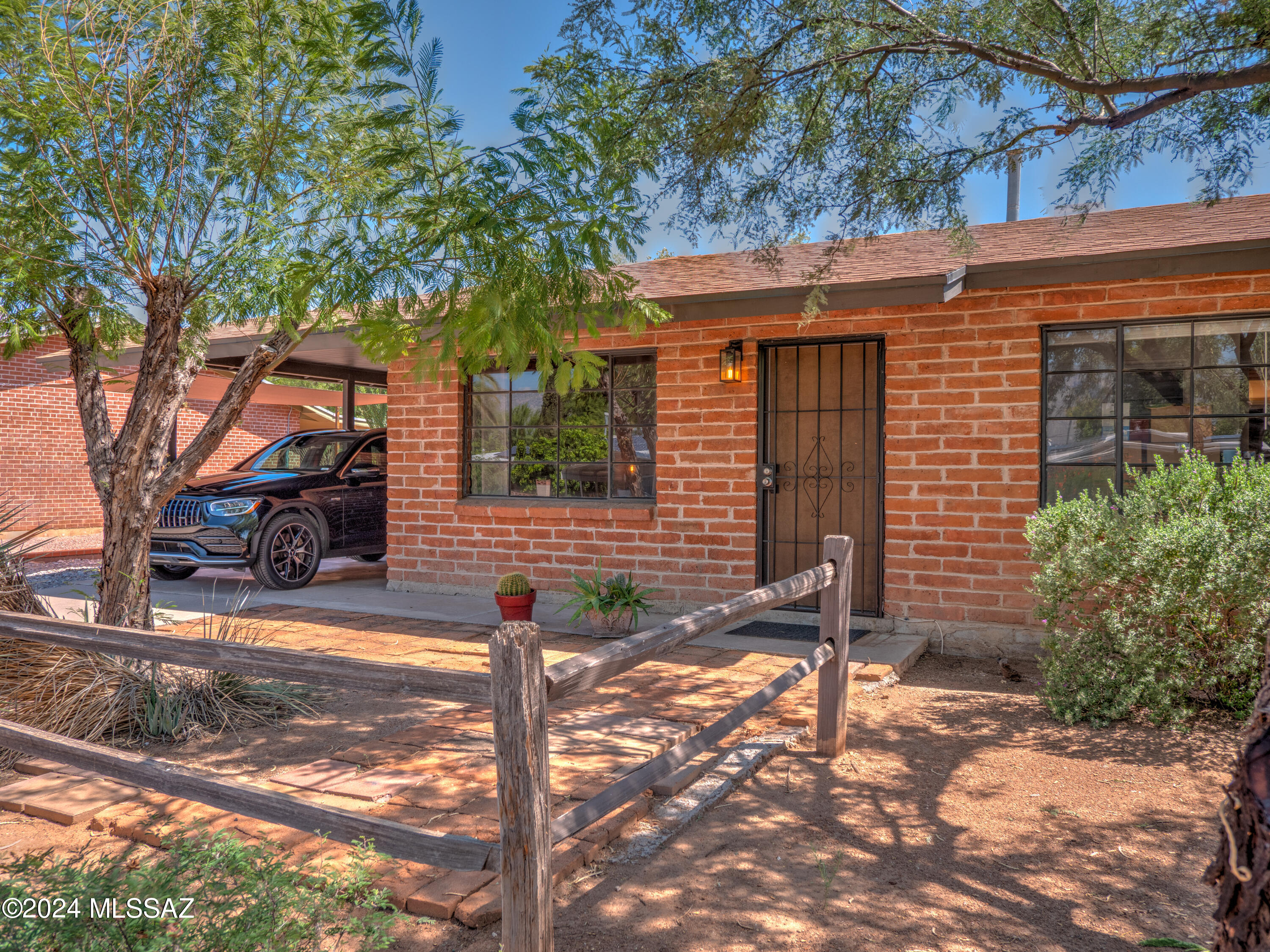 Monte Vista Dr, Tucson, AZ 85712