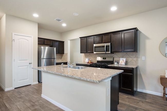 3305 Tilmon Ln, House other with 3 bedrooms, 2 bathrooms and 4 parking in Austin TX | Image 5