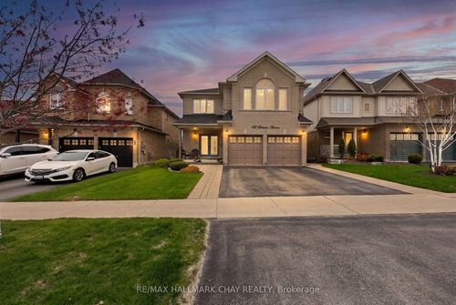 12 Orleans Ave, Barrie, ON, L4M0B1 | Card Image