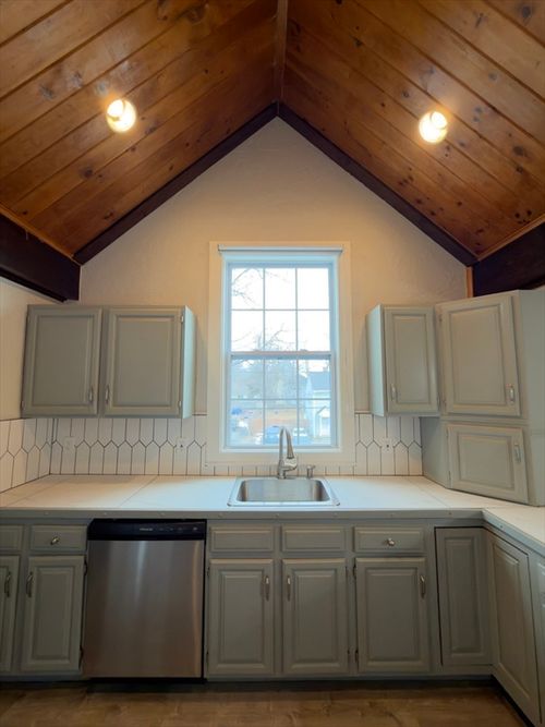 2-41 Sherman St, Foxboro, MA, 02035-2920 | Card Image