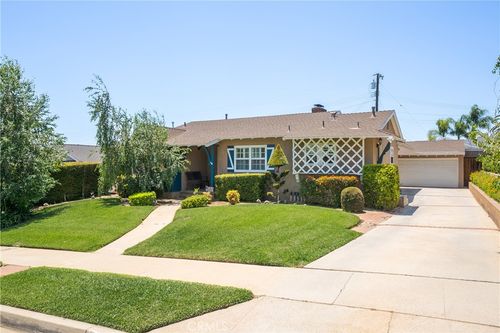 469 N Nearglen Ave, Covina, CA, 91724-2714 | Card Image
