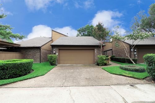 3304 Scarlet Oak Ct, Farmers Branch, TX, 75234-2334 | Card Image