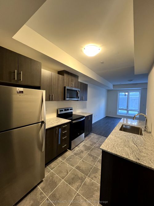 9-155 Tapscott Rd, Toronto, ON, M1B2L2 | Card Image