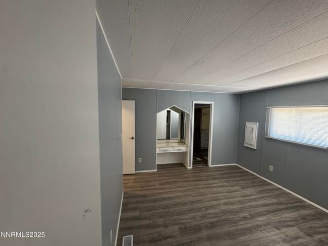 155 Molly Cir, House other with 3 bedrooms, 2 bathrooms and 3 parking in Sun Valley NV | Image 9