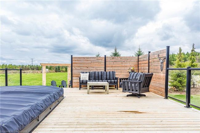 1506 6th Concession Rd W, House other with 4 bedrooms, 4 bathrooms and 20 parking in Flamborough ON | Image 43