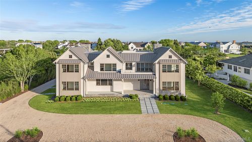 32 Quogo Neck Ln, Quogue, NY, 11959-4268 | Card Image