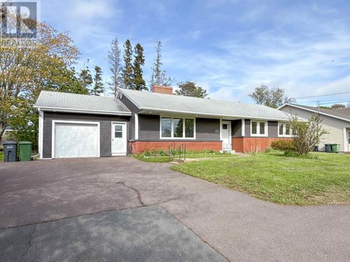 240C N River Rd, Charlottetown, PE, C1A3L7 | Card Image