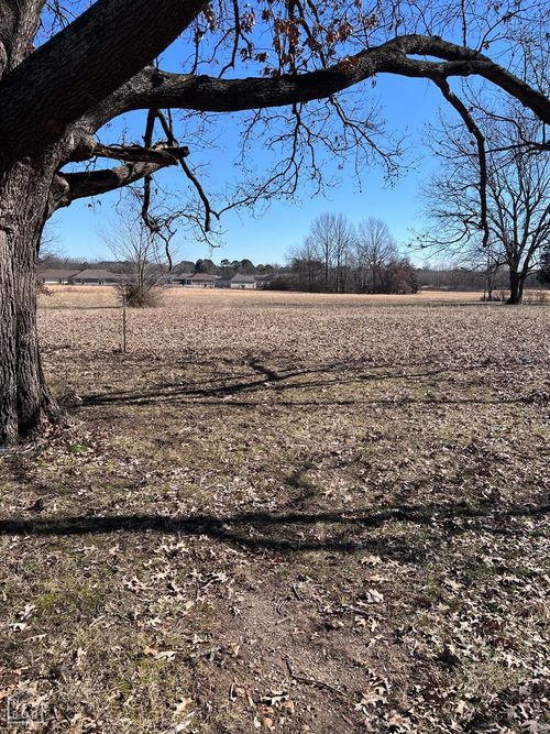 303 Daybreak Dr, Jonesboro, AR, 72401-8802 | Card Image