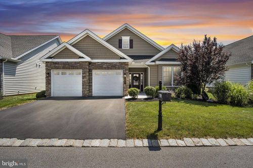 621 Republic Way, MECHANICSBURG, PA, 17050-9517 | Card Image