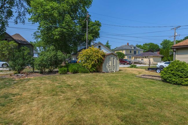 315 W Bennett St, Home with 2 bedrooms, 1 bathrooms and null parking in Pontiac IL | Image 12