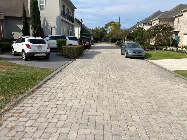 Land in New Orleans 2