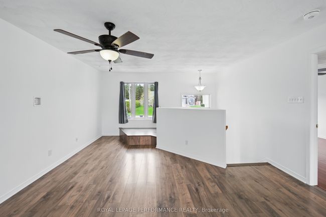 B - 541B Blvd Devista, House attached with 3 bedrooms, 2 bathrooms and 4 parking in Alfred ON | Image 5