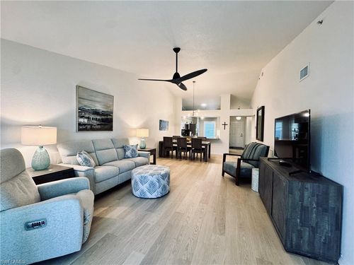 d302-9610 Victoria Ln, NAPLES, FL, 34109-8612 | Card Image