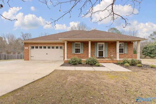 103 Tortoise Cir, Huntsville, AL, 35806-1577 | Card Image