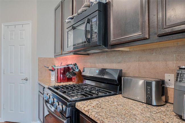 4323 N Vineyard Mdw Ln, House other with 3 bedrooms, 2 bathrooms and 2 parking in Katy TX | Image 18