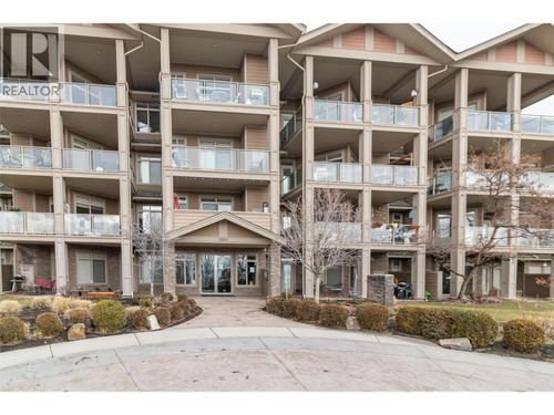 311-3521 Carrington Rd, Westbank, BC, V4T2Z8 | Card Image