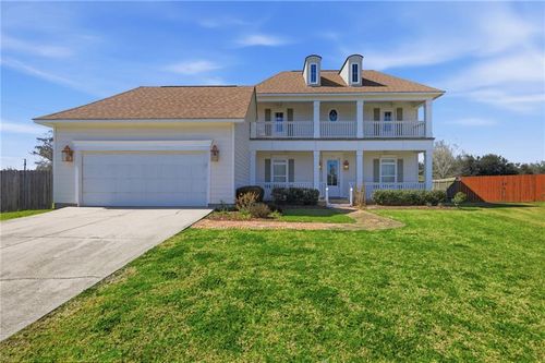 108 Marigold Ct, Belle Chasse, LA, 70037-1670 | Card Image