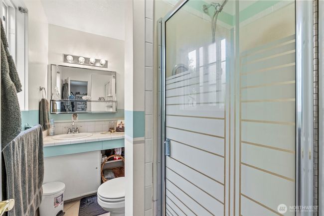Master Bathroom | Image 8