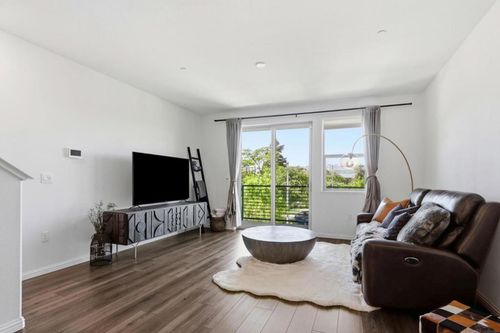 6709 Magnetic Loop, San Jose, CA, 95119-1757 | Card Image