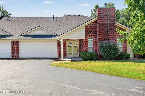 11303 Ridge Lake Dr, Louisville, KY, 40272-5204 | Card Image