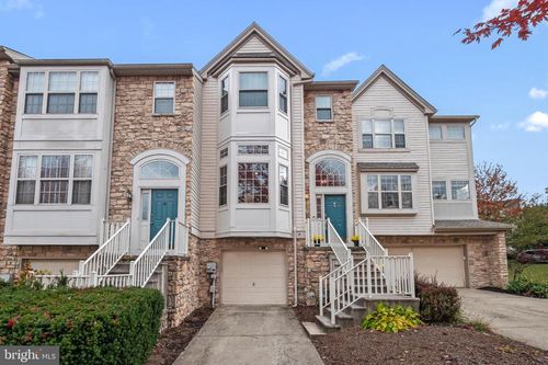 4130 Waterford Dr, CENTER VALLEY, PA, 18034-8691 | Card Image