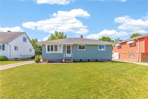 11005 Bobko Blvd, Parma, OH, 44130-7268 | Card Image