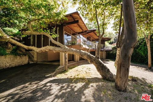 630 Hightree Rd, Santa Monica, CA, 90402-1008 | Card Image