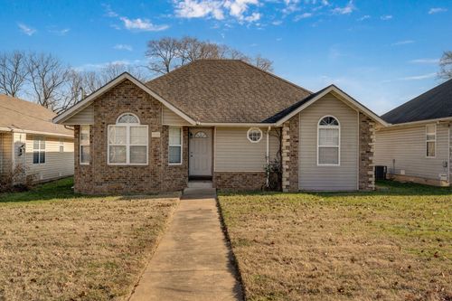 3330 N National Avenue, Springfield, MO, 65803 | Card Image