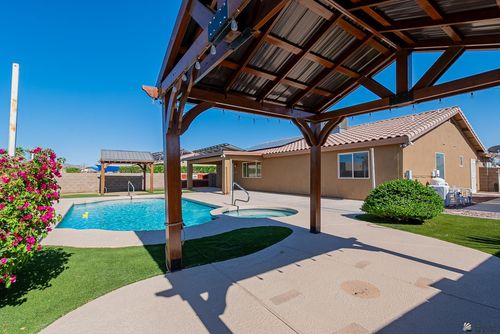 11594 E 27th Pl, Yuma, AZ, 85367-4932 | Card Image